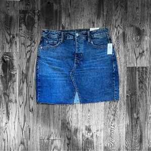 Old Navy denim mini skirt